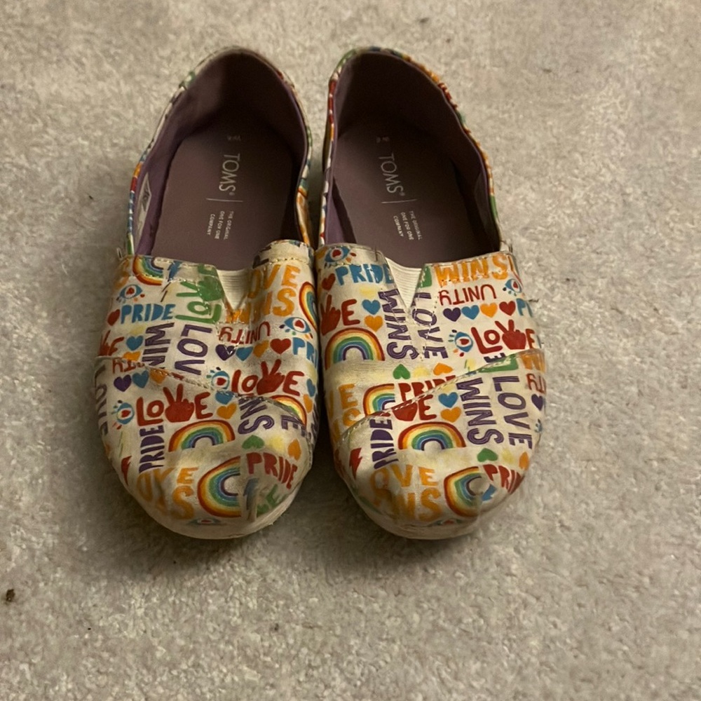 Limited edition 2020 pride Tom’s